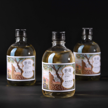 【近日発売】白桃梅酒 / Pink Plum Wine
